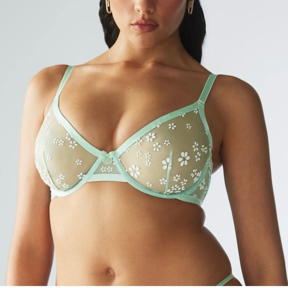 Savage X Fenty Mint Hint Green Puff Daisy Unlined Bra 36D Sheer Underwire